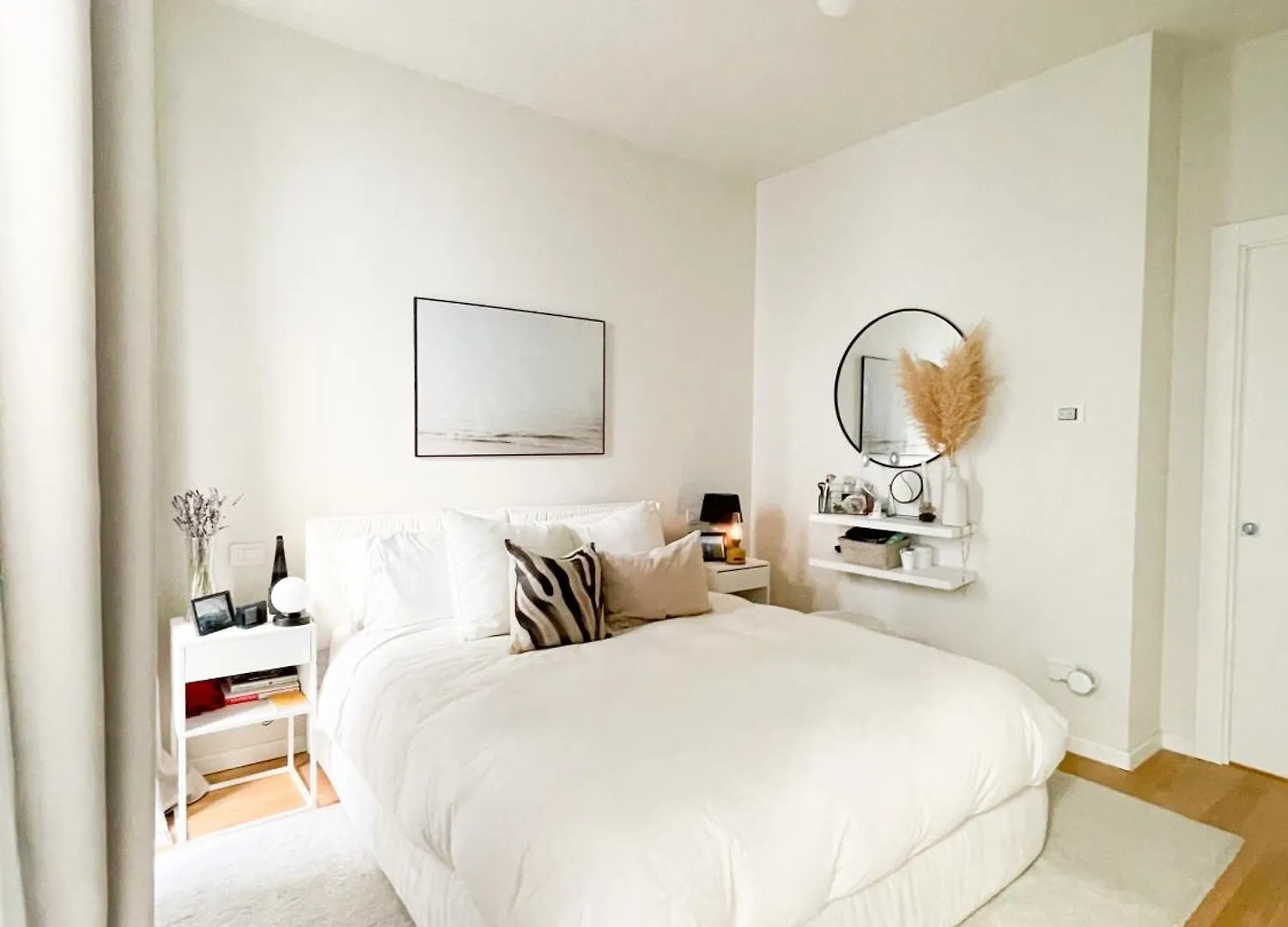 New Quiet And Design Apartment In The Heart Of Milano Italia