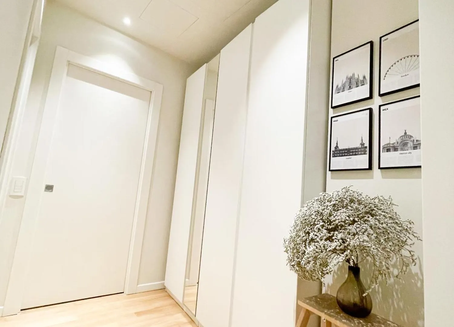 New Quiet And Design Apartment In The Heart Of Milano