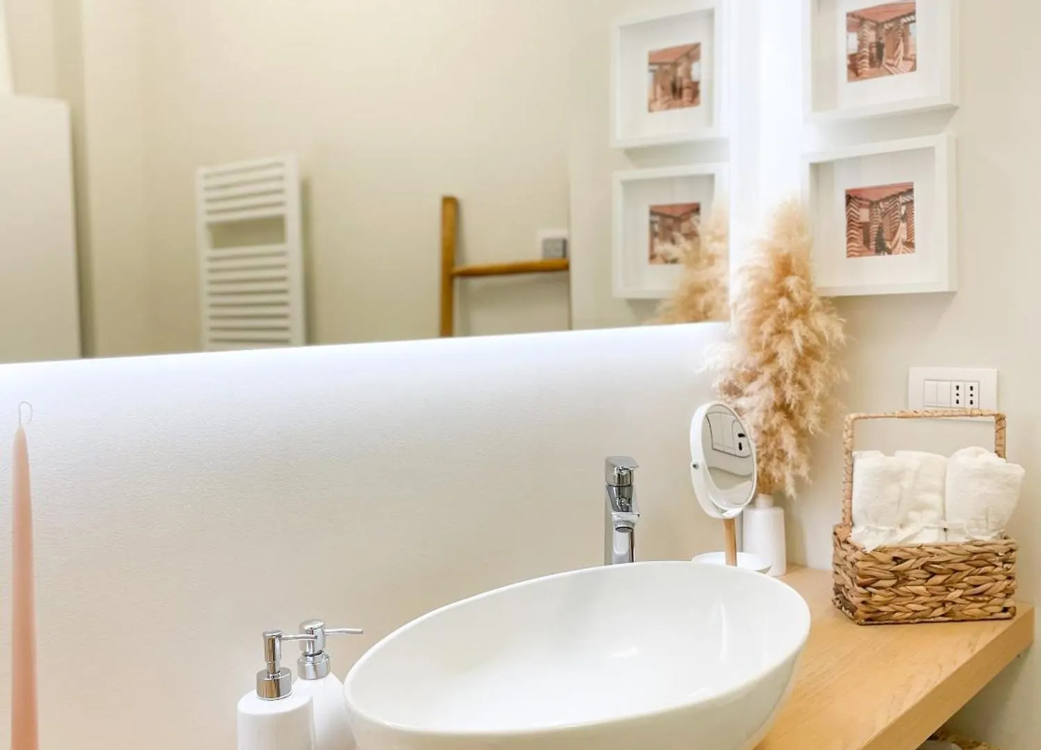 New Quiet And Design Apartment In The Heart Of Milano