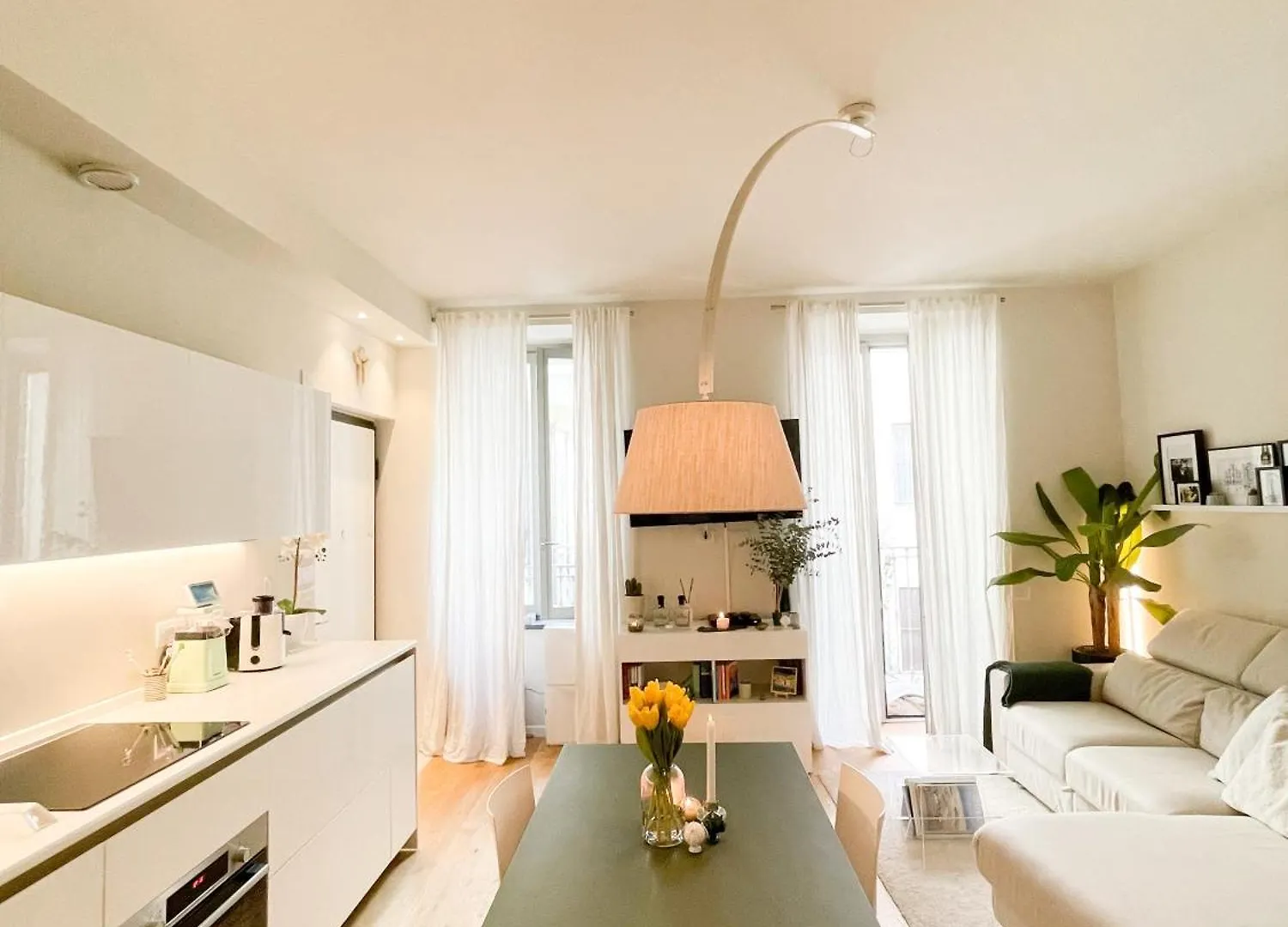 New Quiet And Design Apartment In The Heart Of Milán
