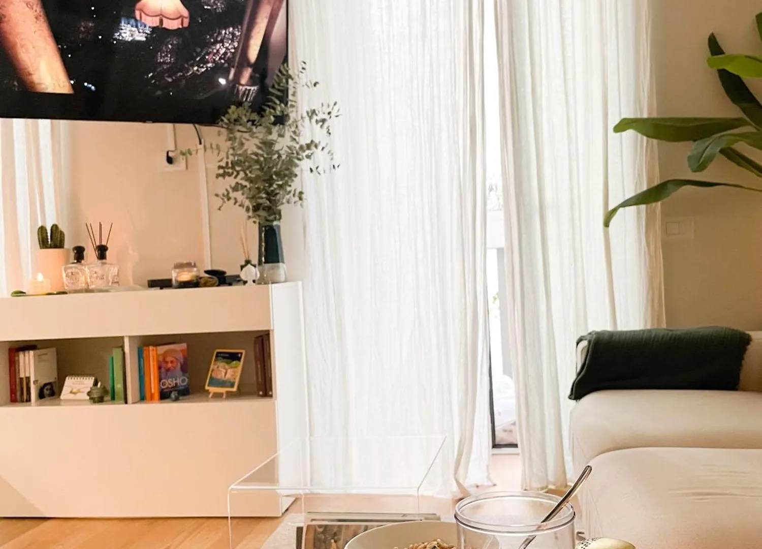 New Quiet And Design Apartment In The Heart Of Milán